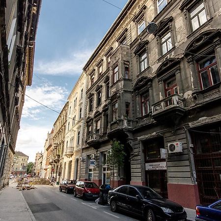 Basil Apartment Budapest Luaran gambar