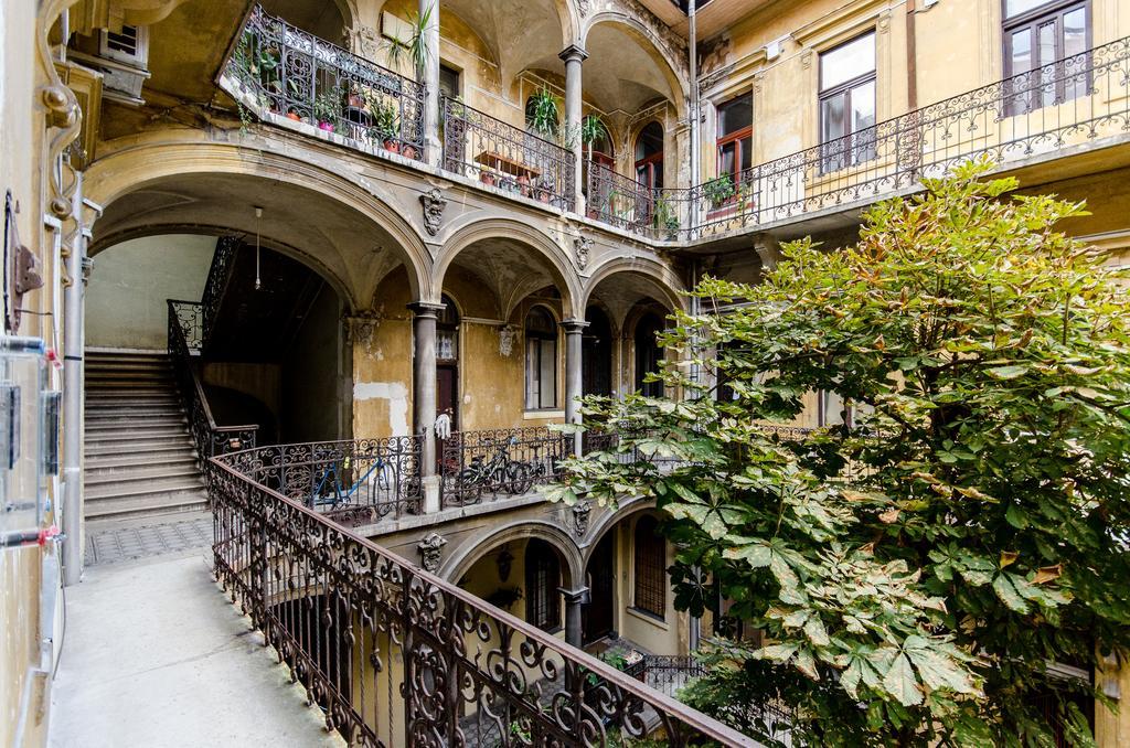 Basil Apartment Budapest Luaran gambar