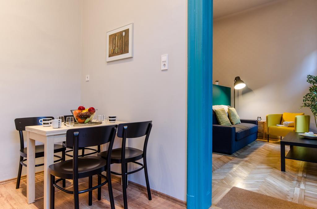 Basil Apartment Budapest Luaran gambar