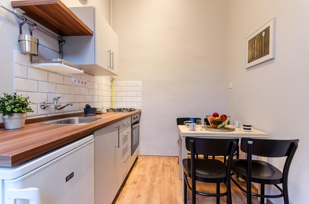 Basil Apartment Budapest Luaran gambar